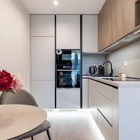 Mck Apartment